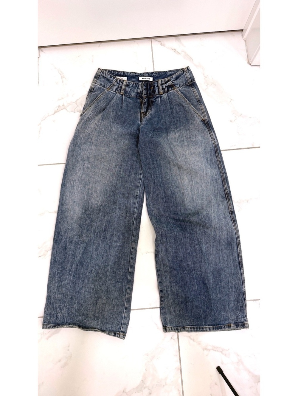 Vigoss Wide Leg Pleated Jeans Size 29 Mid Rise 100% Cotton Baggy Y2K Denim